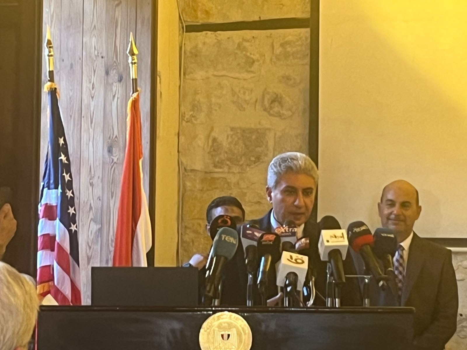 وزير الأثار وزير الأثار