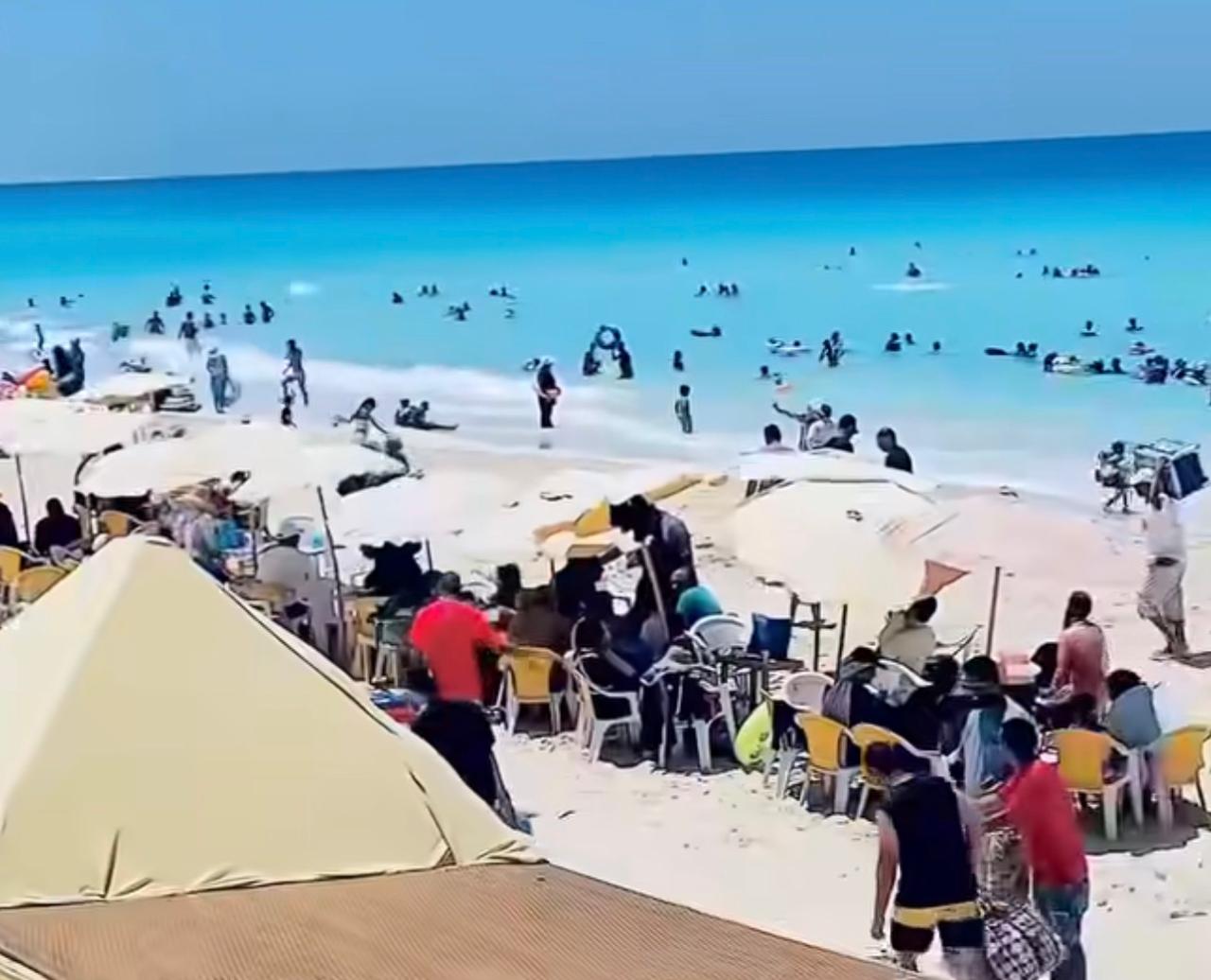تزايد الاقبال على شواطئ البحر المفتوح