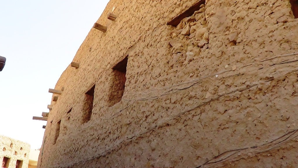 سور حصن شالي بعد ترميمه الطراز