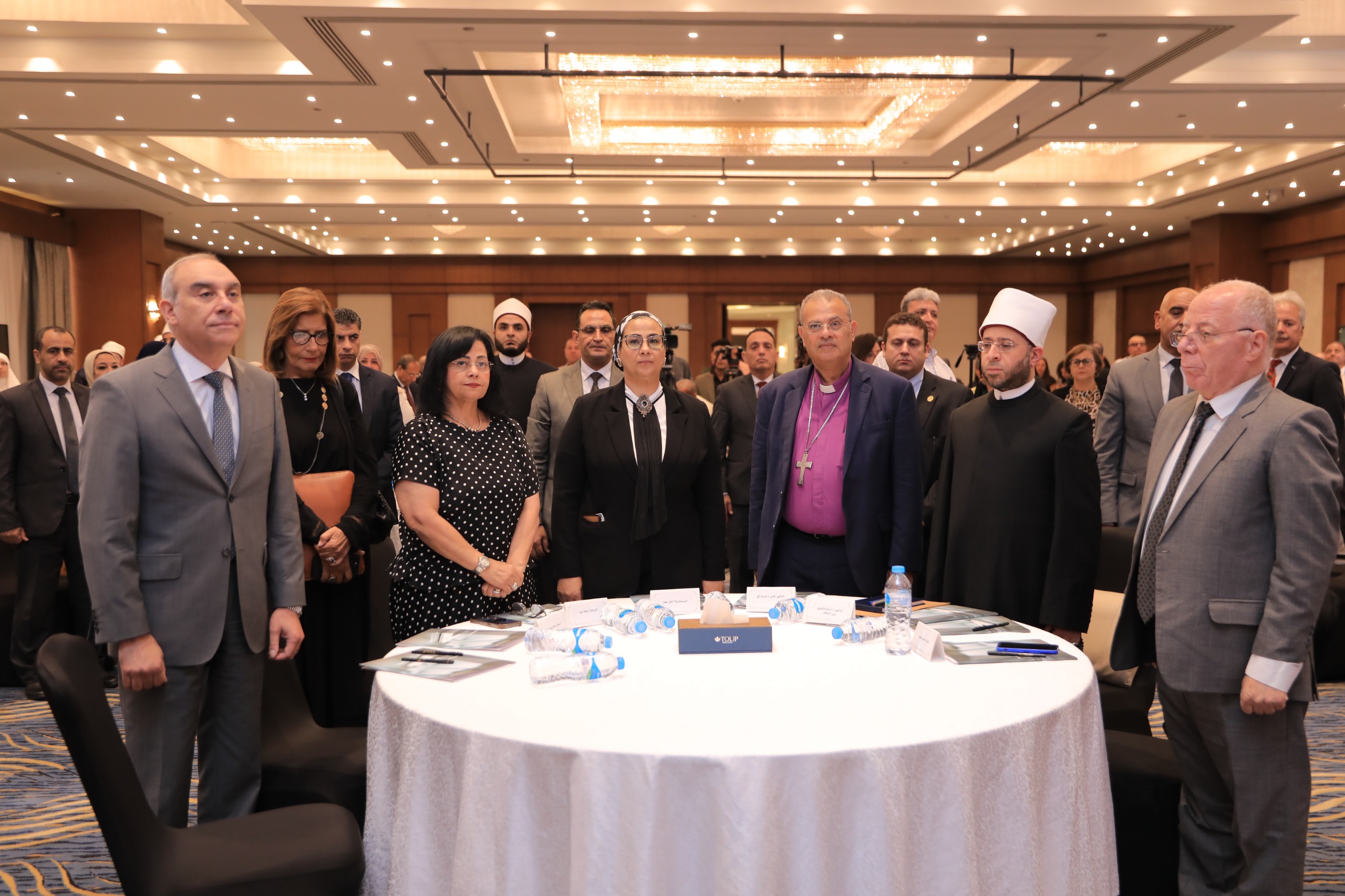 خلال المؤتمر