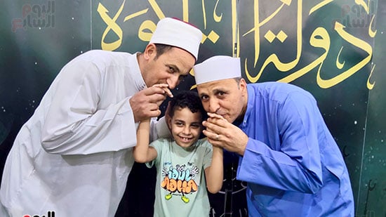 إحتفاء-غير-مسبوق-بالشيخ-الصغير