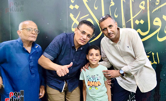 الشيخ-عبيده-يبهر-الجمهور-