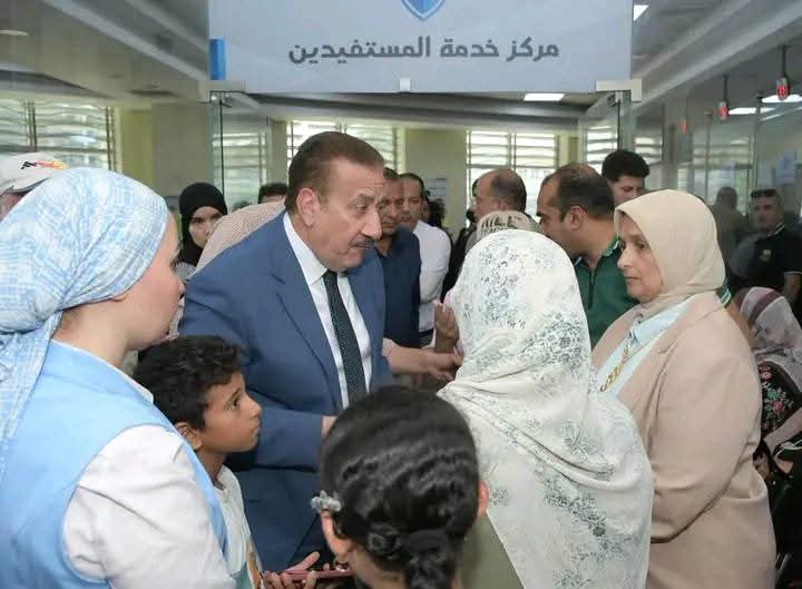 المحافظ مع المواطنين امس المحافظ مع المواطنين امس