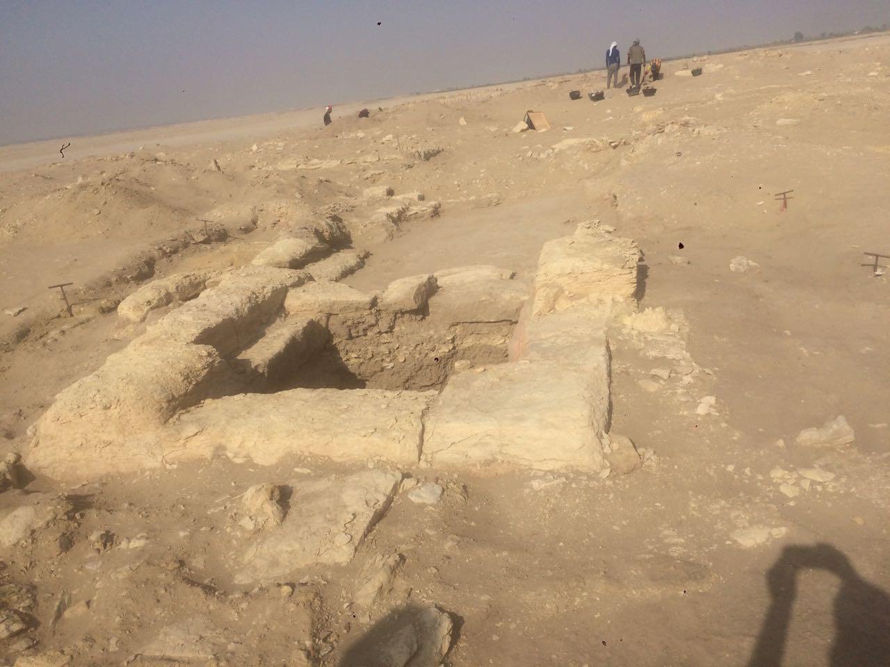 بقايا المدينة
