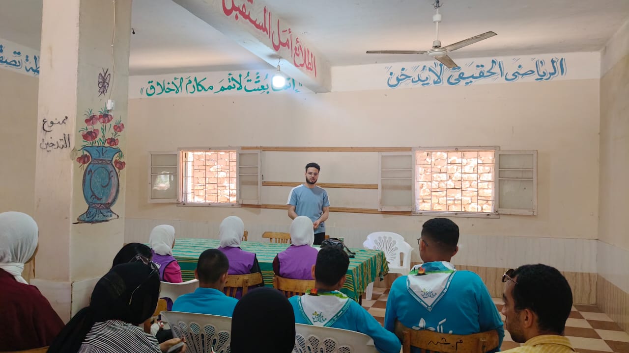 ورشة عمل بمركز شباب