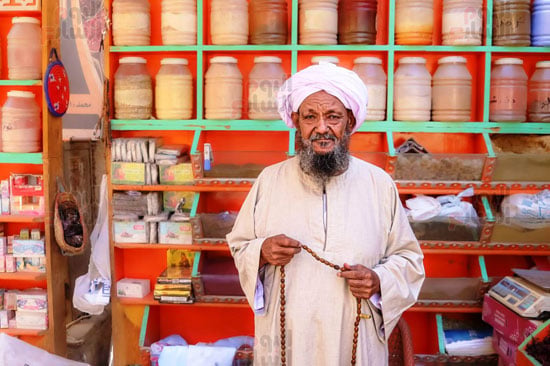 الشيخ-فرحان-تاجر-العطارة