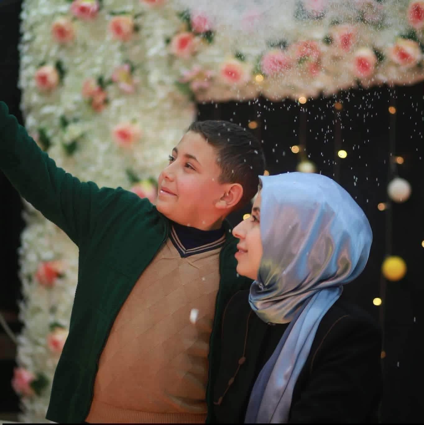 إنجي وابنها عبدالله