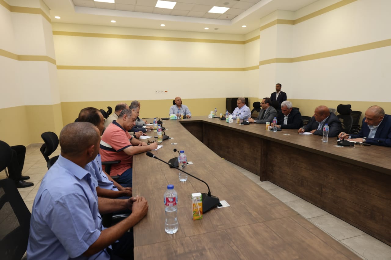 كامل الوزير يتابع محطة بشتيل كامل الوزير يتابع محطة بشتيل