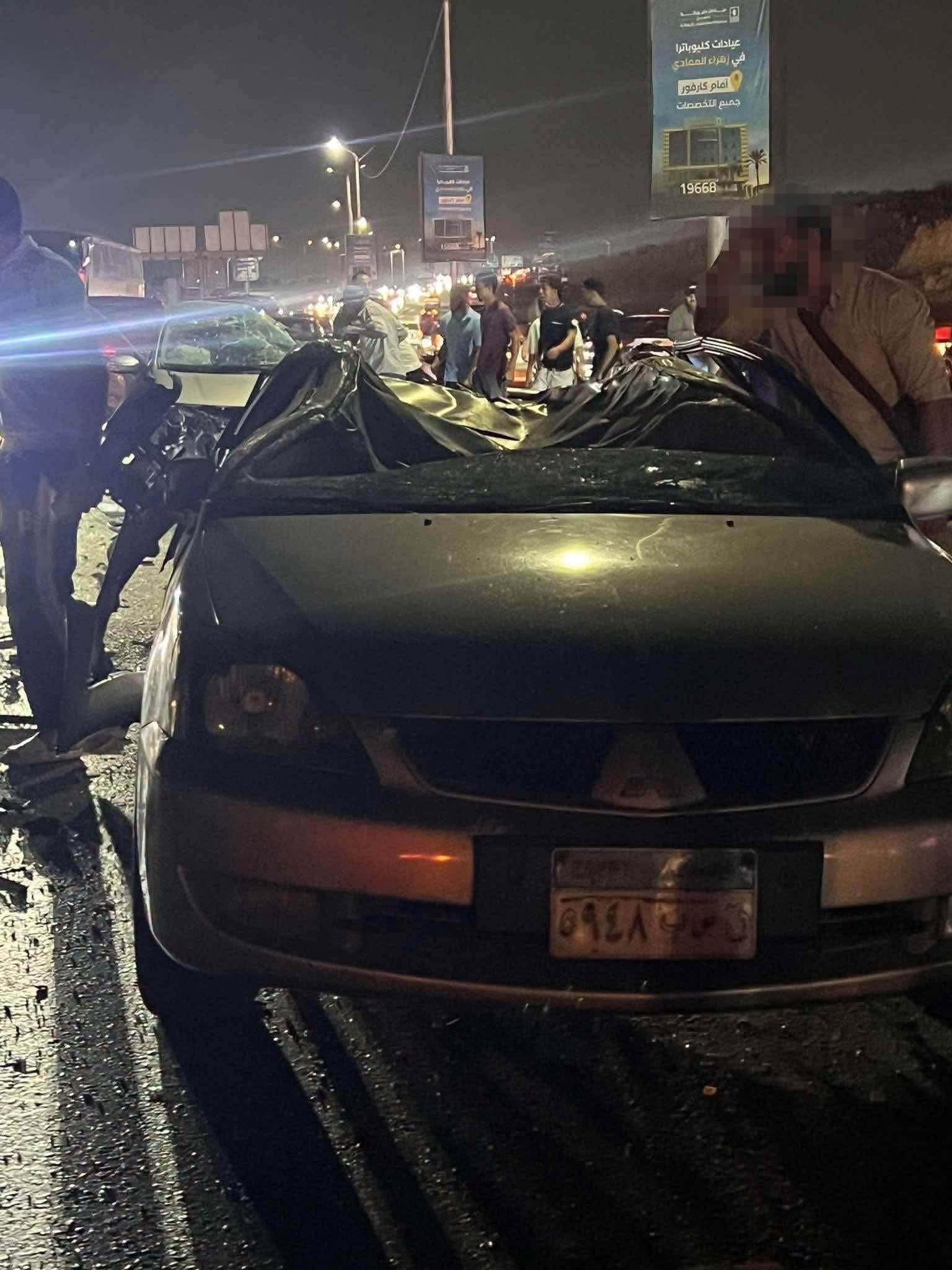 جانب من الحادث جانب من الحادث