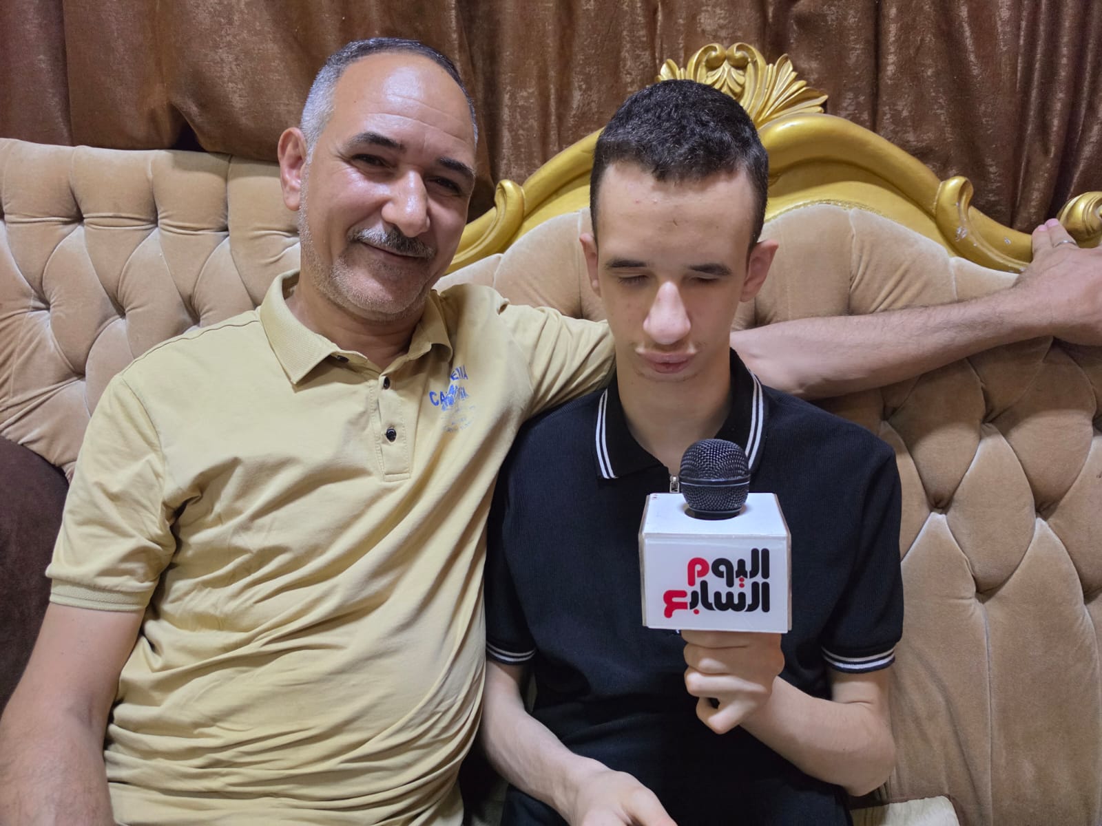 الطالب احمد ماهر ووالده