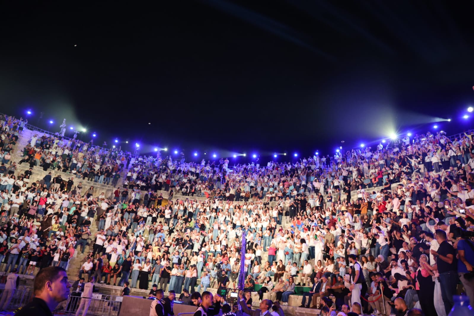 حضور جماهيري كبير فى حفل احمد سعد بمهرجان جرش