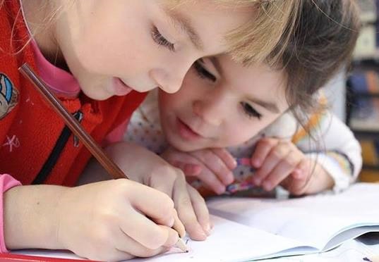 تربية الأطفال