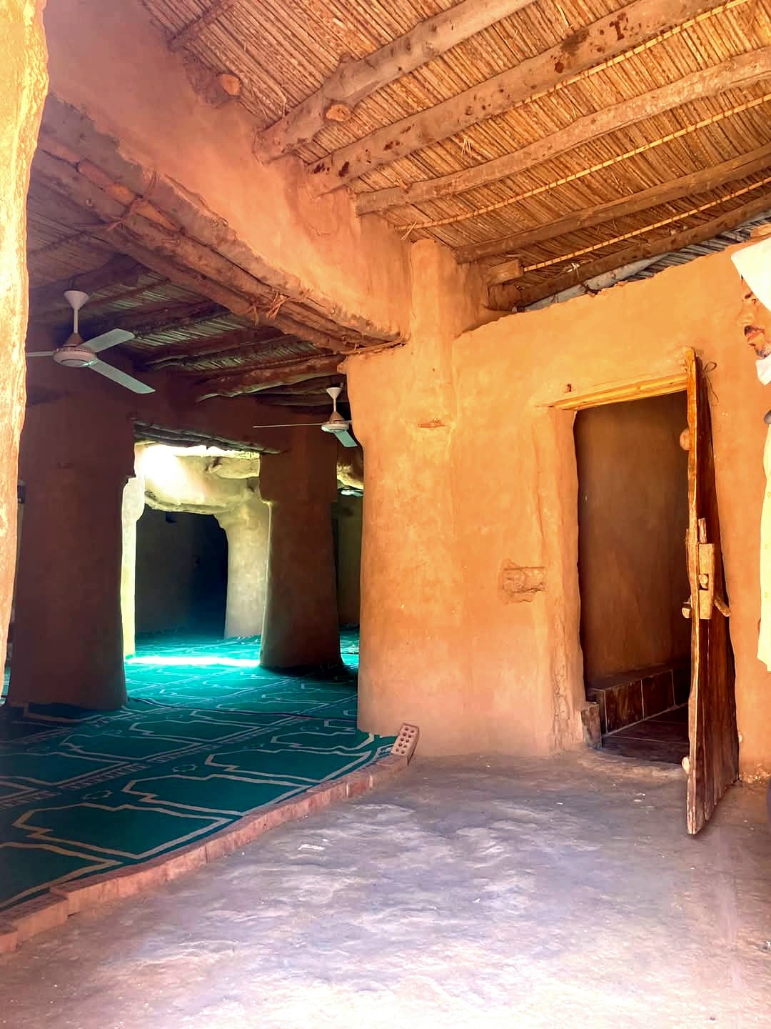 غرفة ادارة المسجد 
