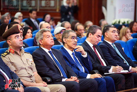 وزير الاعلام