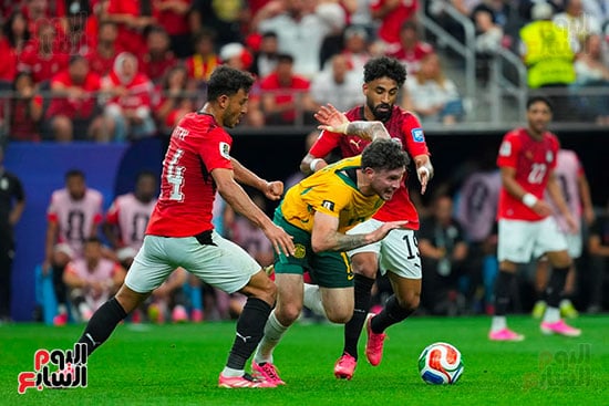 لقاء مصر وأستراليا