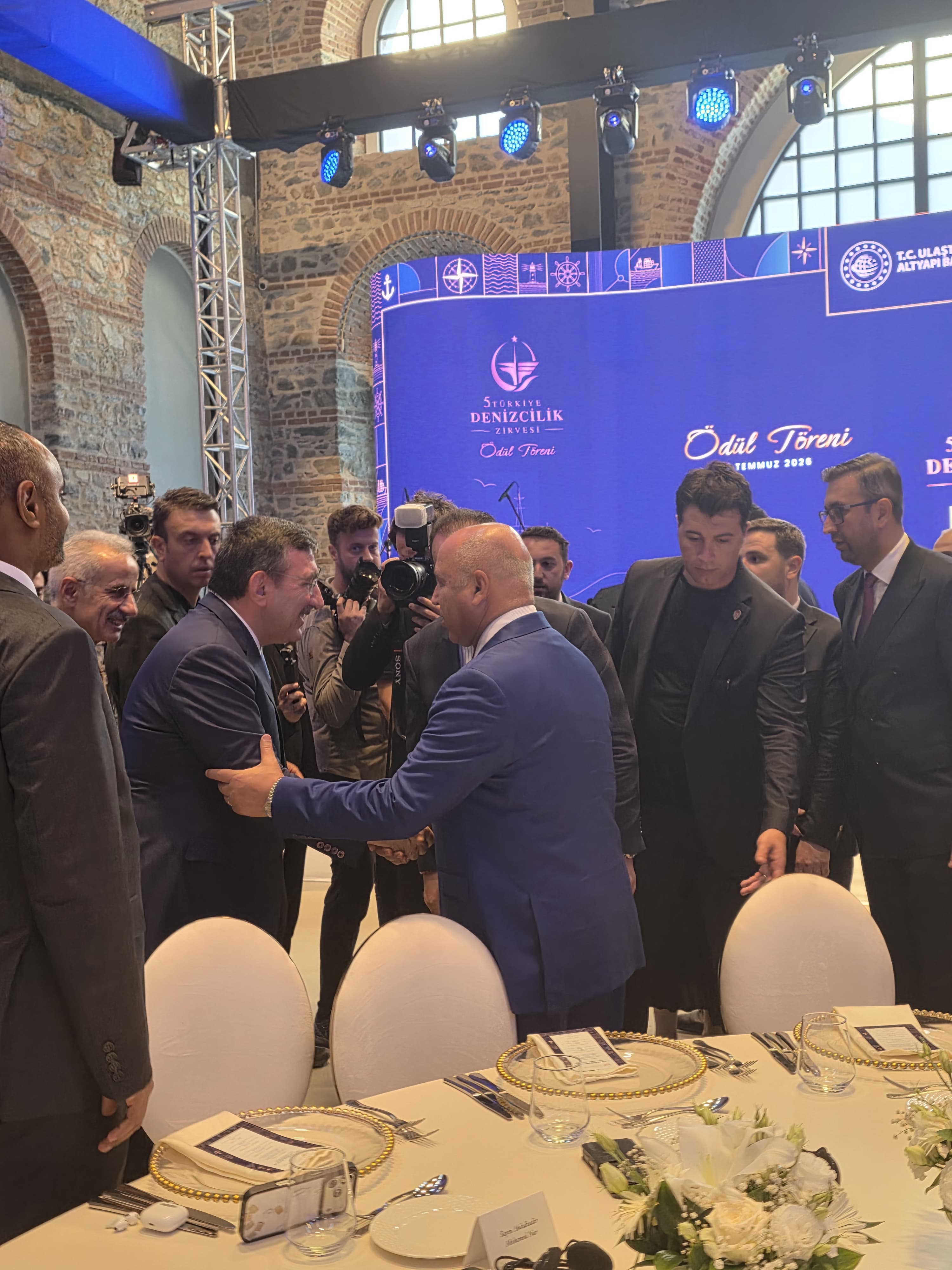 الفريق كامل الوزير الفريق كامل الوزير