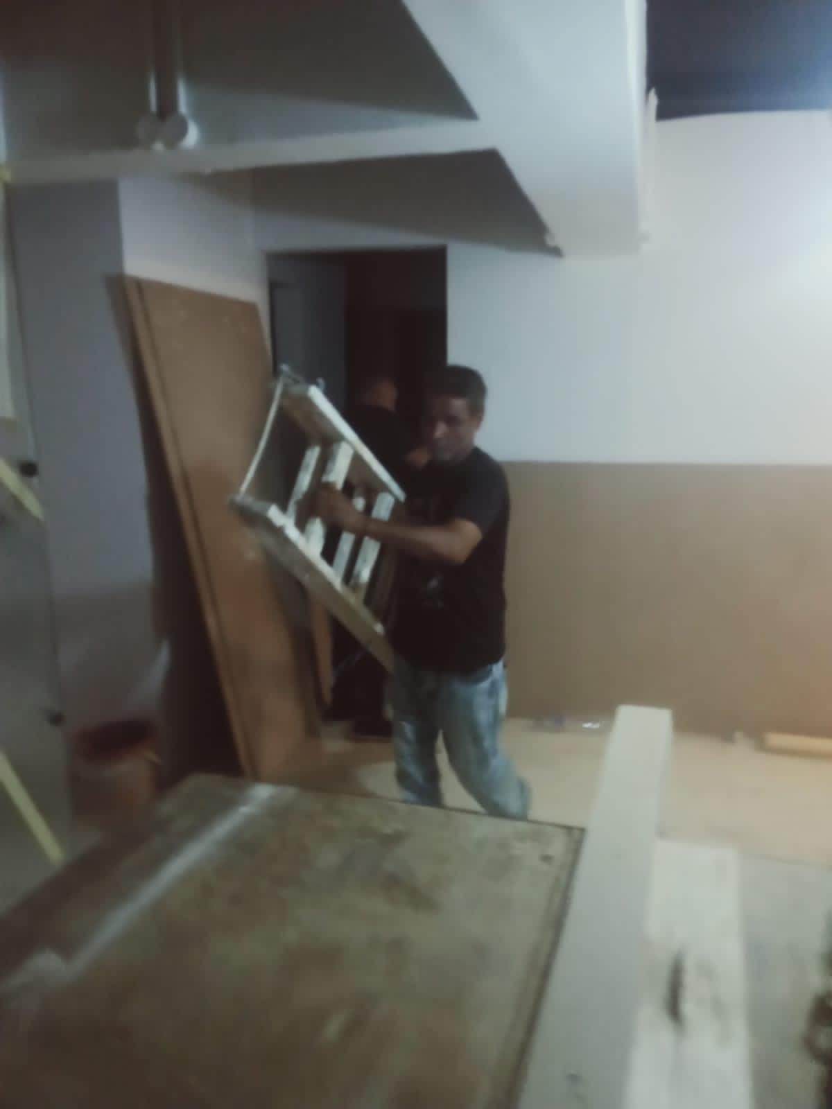 حي العجوزة يقوم بحملة على المخالفات