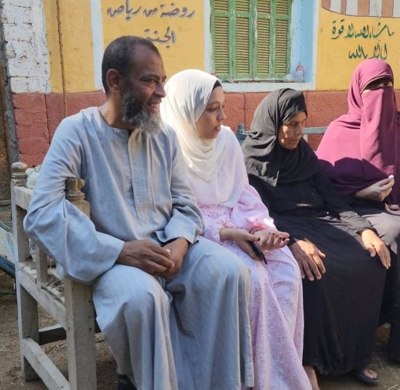 لقاء مع أسرة الطالبة سمية موسي فى مدينة إسنا