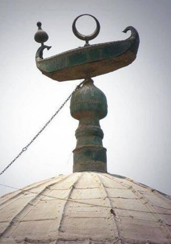 العشاري فوق المآذن العشاري فوق المآذن