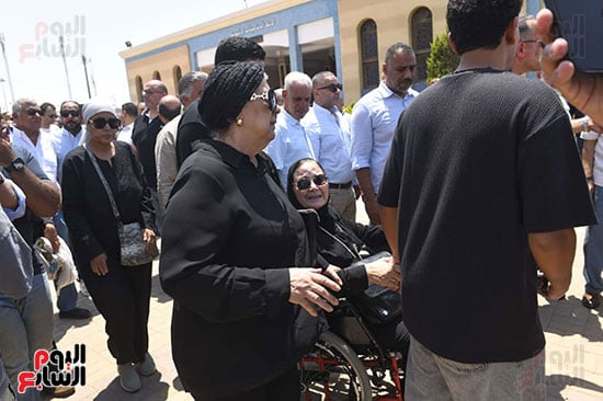 أسرة الدهشوري حرب أسرة الدهشوري حرب