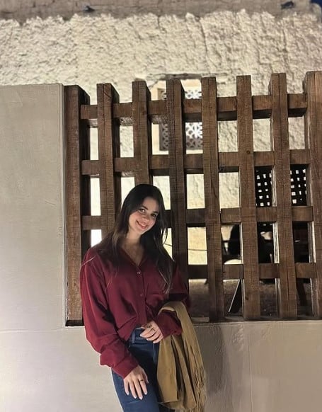 الفنانة لجين خليفة