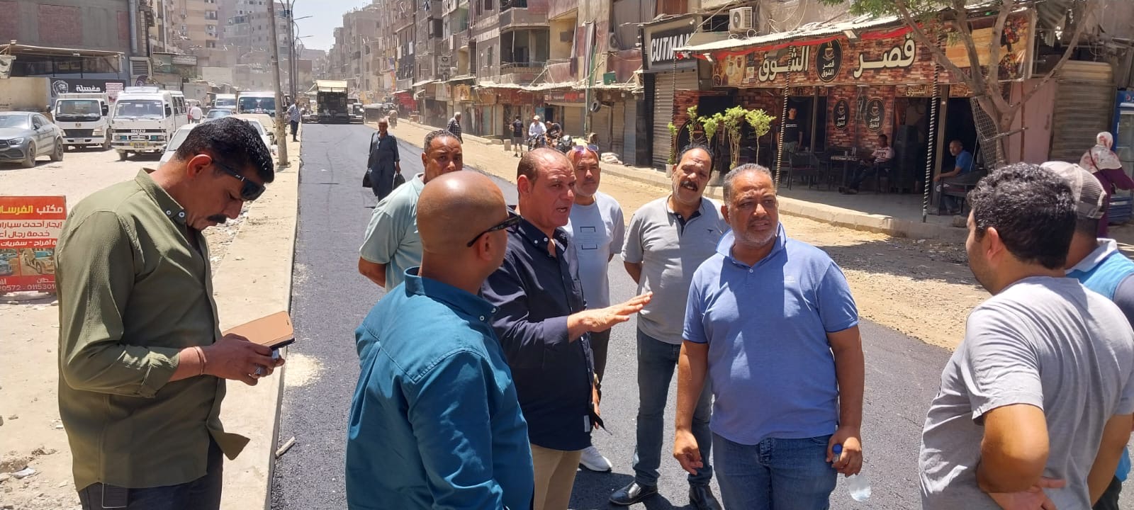 حملات مكثفة فى بولاق الدكرور لرفع كفاءة الطرق (1)