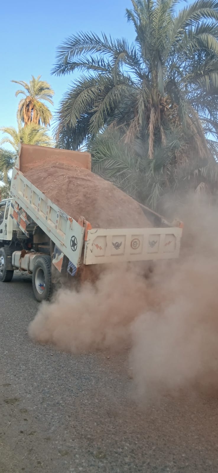 وضع تربة حمراء وضع تربة حمراء