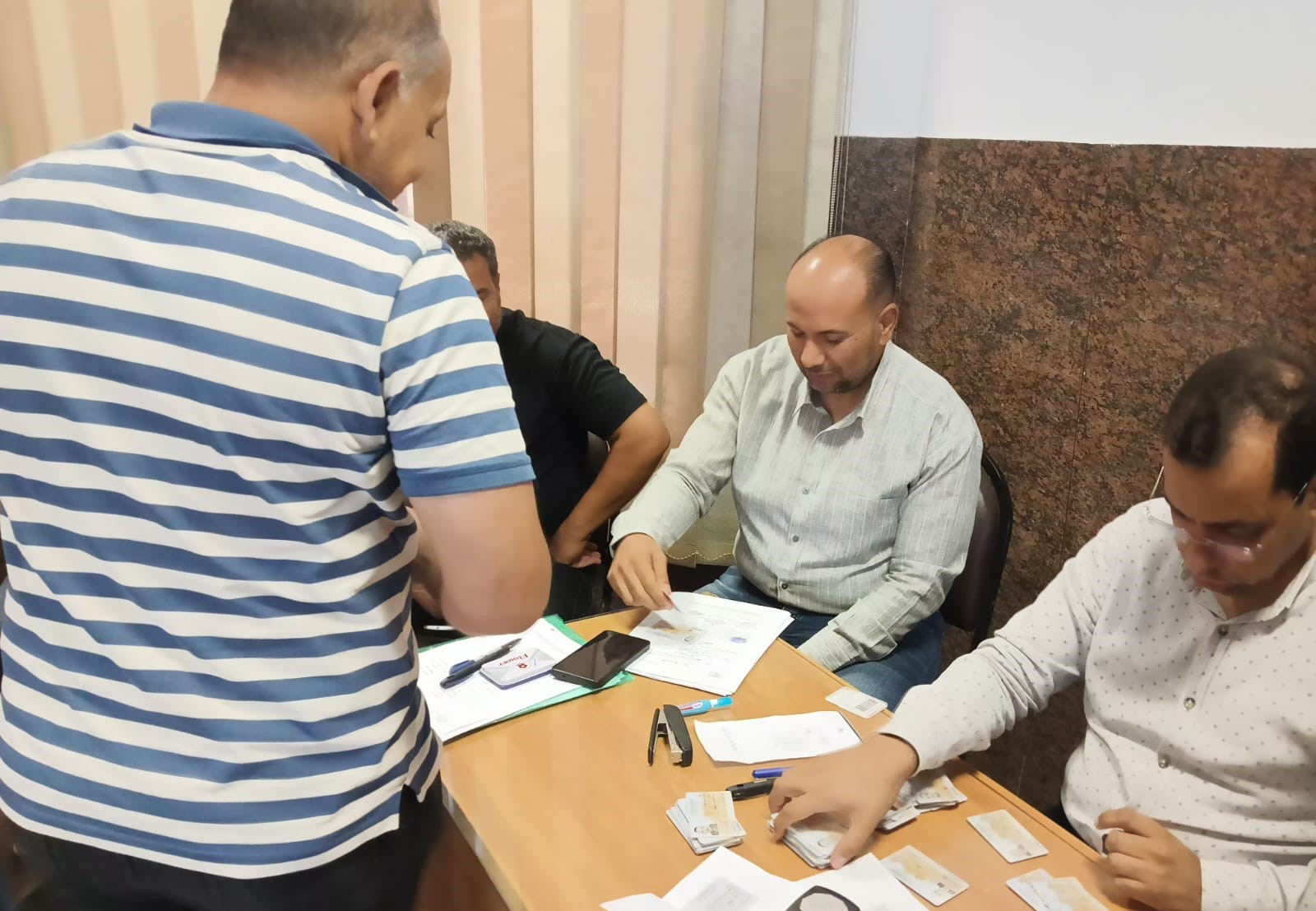 لجنة مفاجئة لتحليل المخدرات بطلخا لجنة مفاجئة لتحليل المخدرات بطلخا