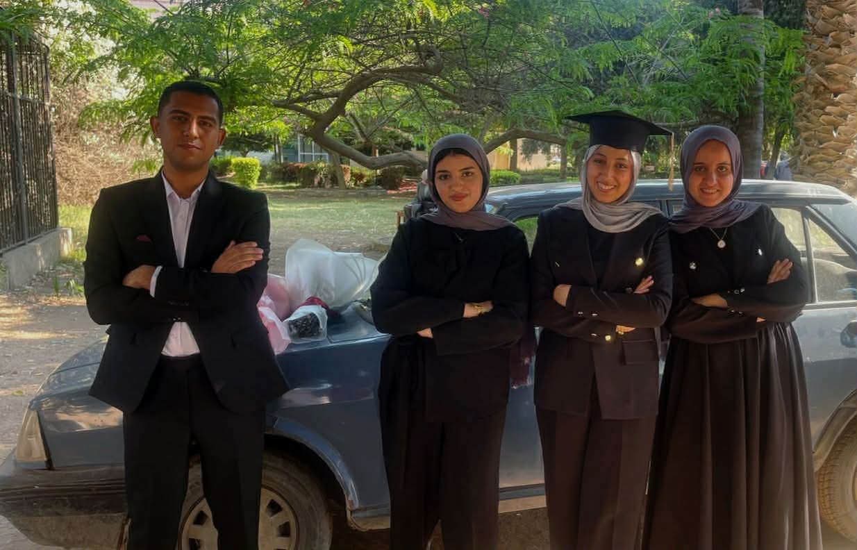 فريق الطلاب فريق الطلاب