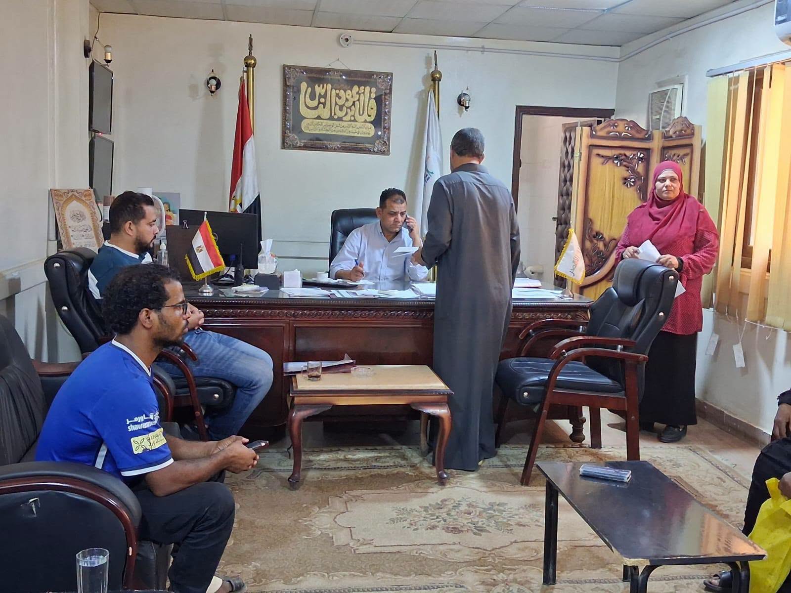 الطلبات والشكاوى التي تم طرحها خلال اللقاء يتم فحصها بدقة