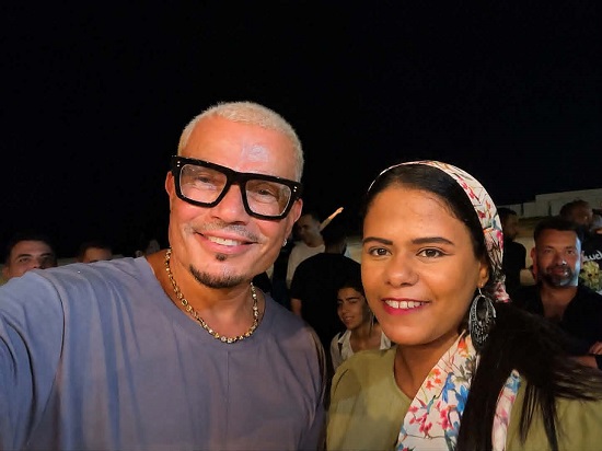 صورة سيلفى تجمع الهضبة وصفا الهلالى