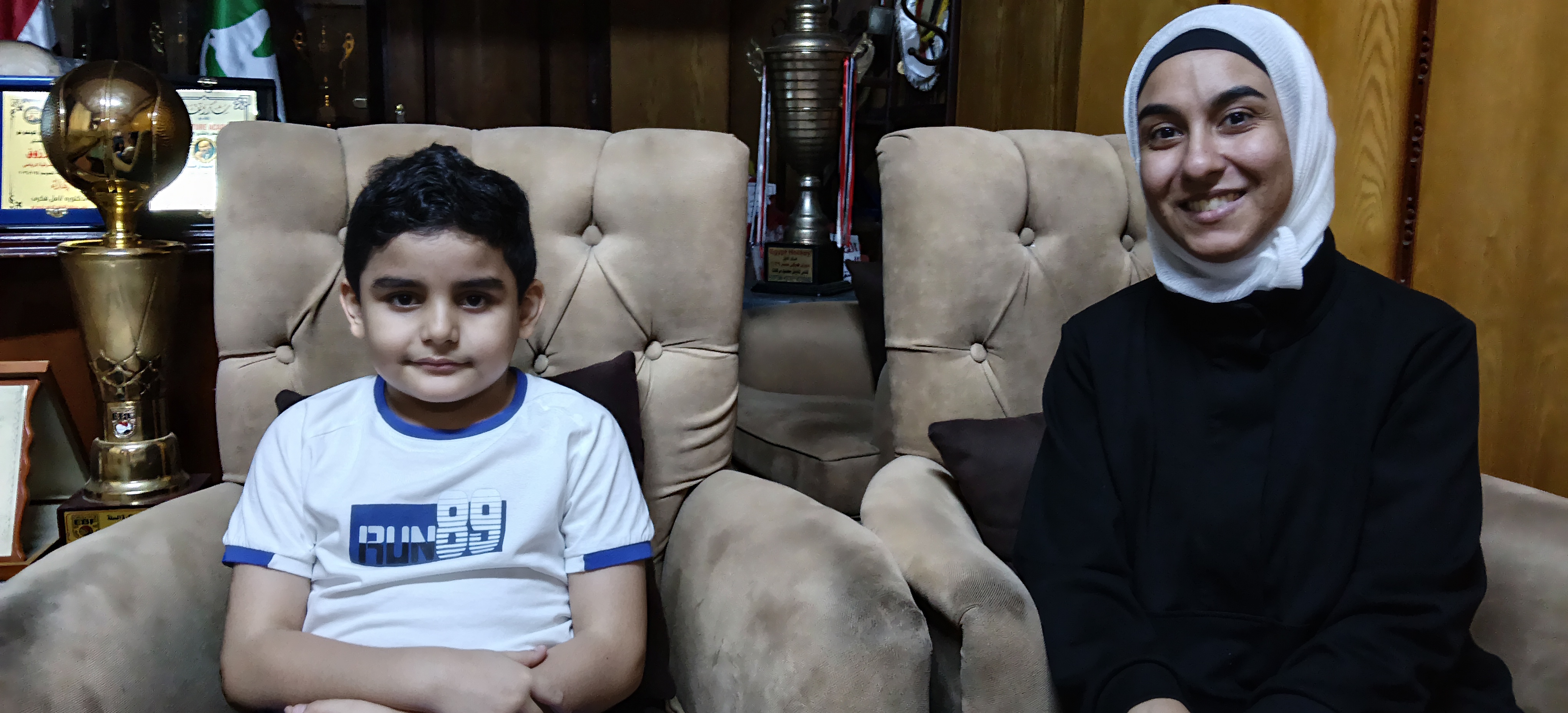 زين الدين و والدته زين الدين و والدته