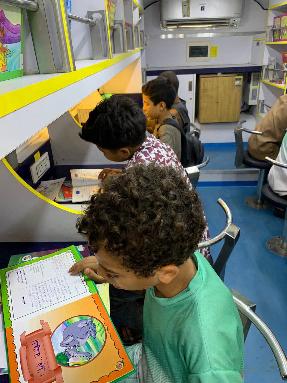 الإقبال علي القراءة