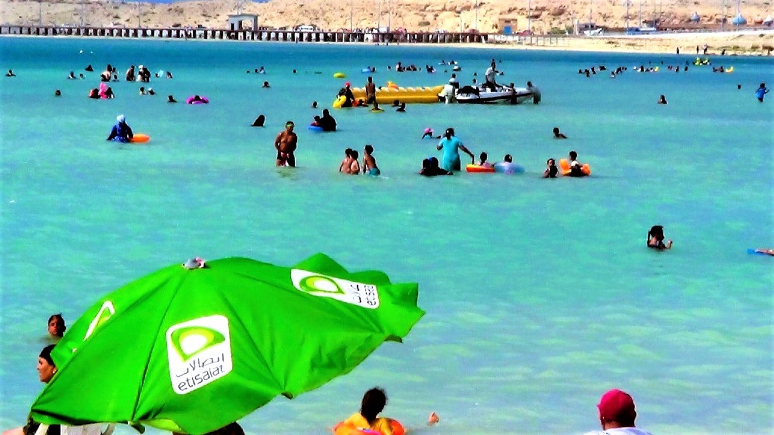 مطروح والساحل الشمالي قبلة الهاربين من الحر