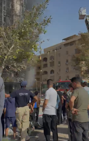 تمركز سيارة اطفاء بالمكان