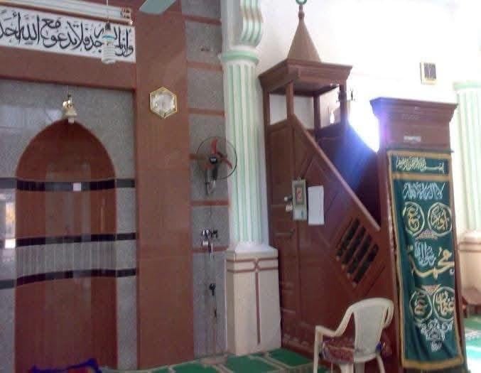 المسجد من الداخل 
