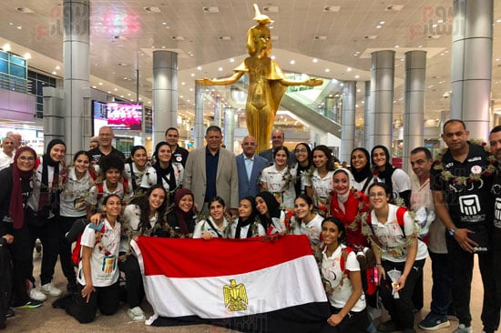 بعثة منتخب ناشئات اليد (1)