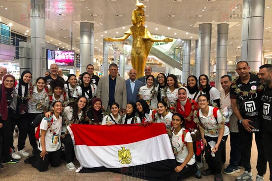 بعثة منتخب ناشئات اليد (9)
