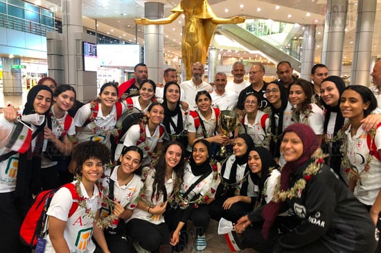 بعثة منتخب ناشئات اليد (6)