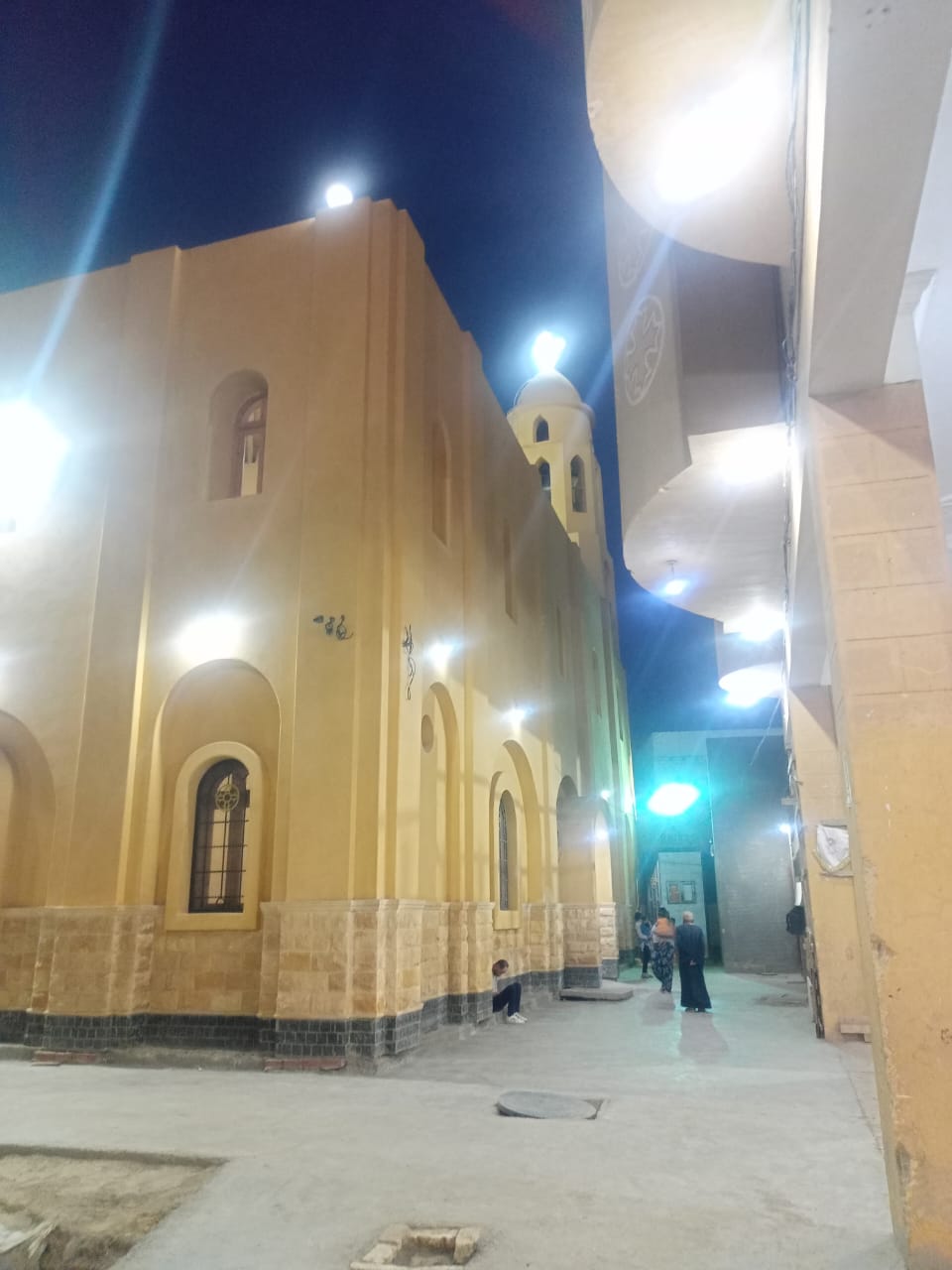 كنبسة السيدة العذراء من الداخل
