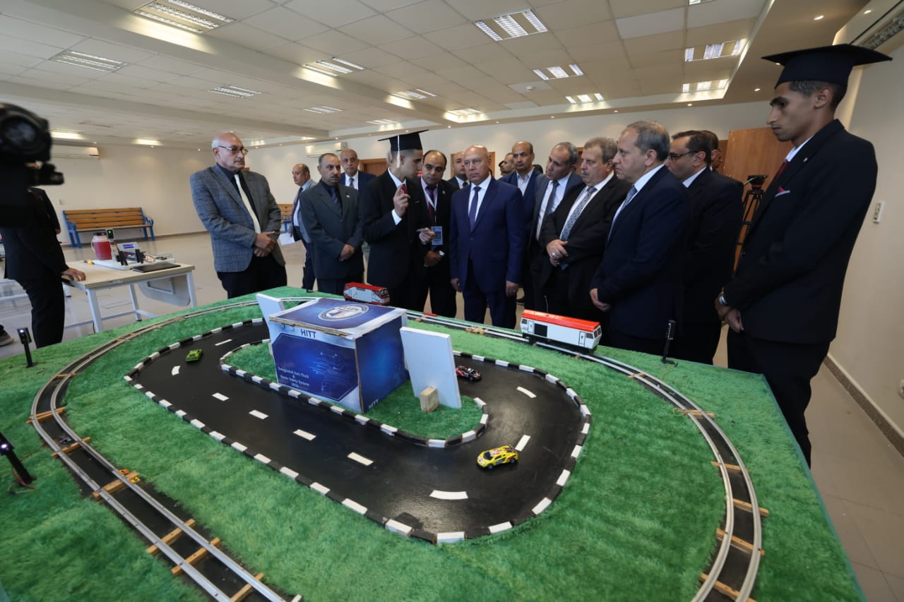 وزير النقل  (6)