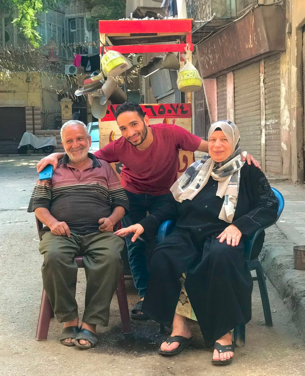 عم بلبل وزوجته وابنه