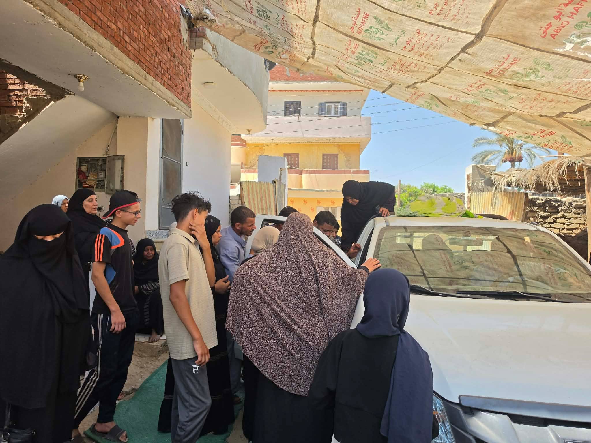 نقل الأم للمستشفى