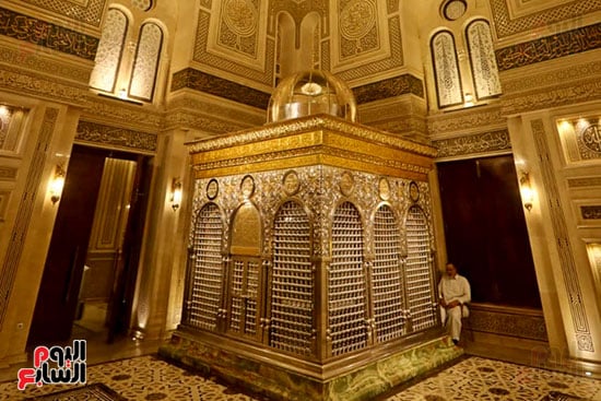 زخارف مقام السيدة زينب (6)