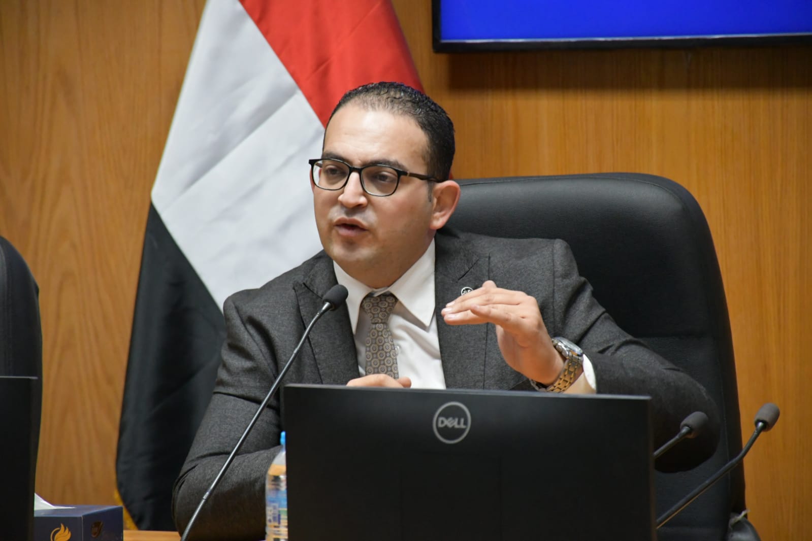 الكاتب الصحفى محمد صبحى خلال الدورة التدريبية 