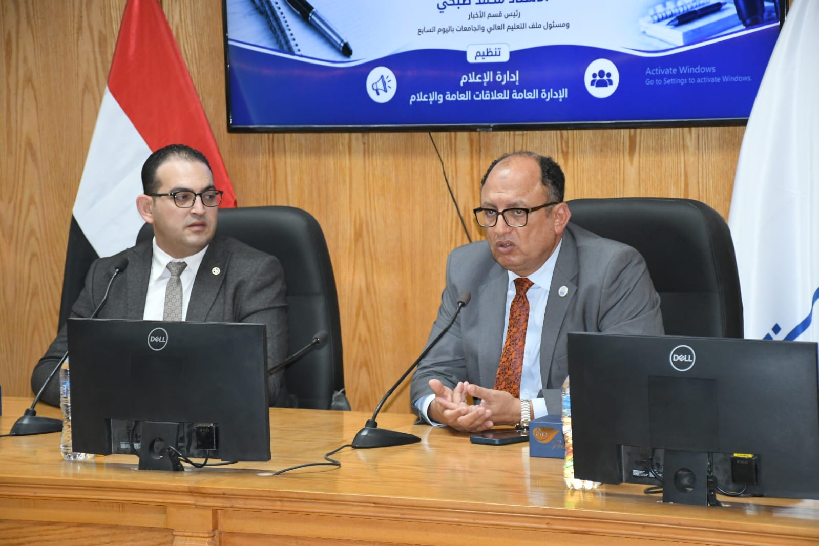الدكتور السيد قنديل والكاتب الصحفى محمد صبحى  خلال الدورة التدريبية 