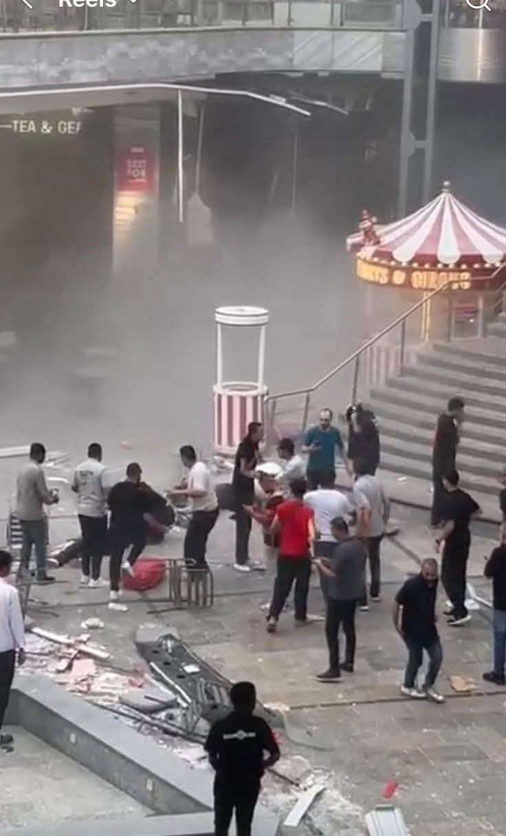 آثار حريق محل هدايا داخل مول أربيلا بلازا بالتجمع (9)