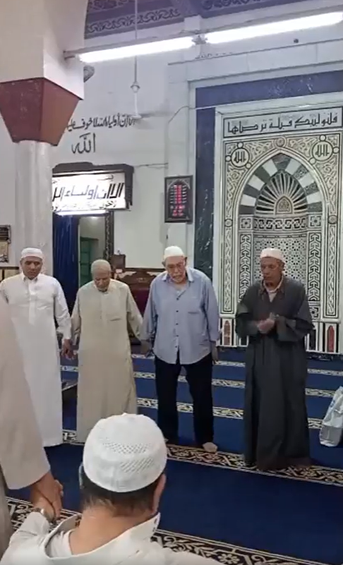 حضرة بمسجد الشيخ طلحة التلمساني