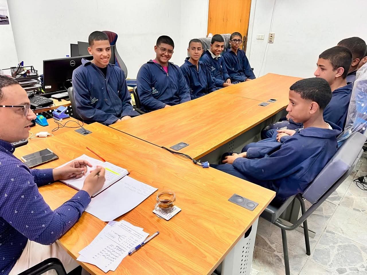 مدرسة mcv