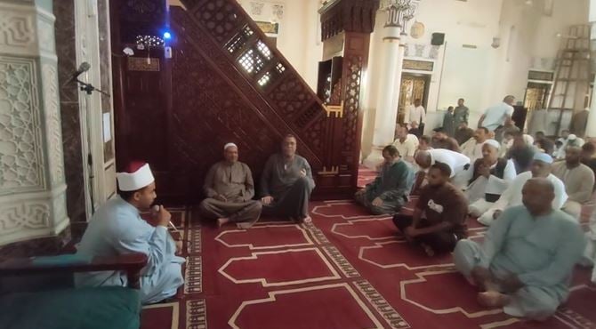 مساجد الأقصر تصدح بالمدائح في حب رسول الله